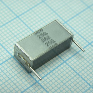 Изображение Конденсатор плёночный 0.68uF 250V 10 % / B32562J3684K